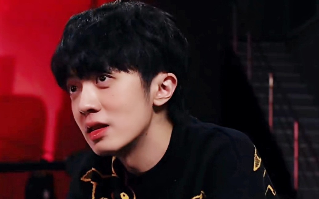 【姜云升】笨比小姜的合成大西瓜初尝试,今天的声音还怪奶的!