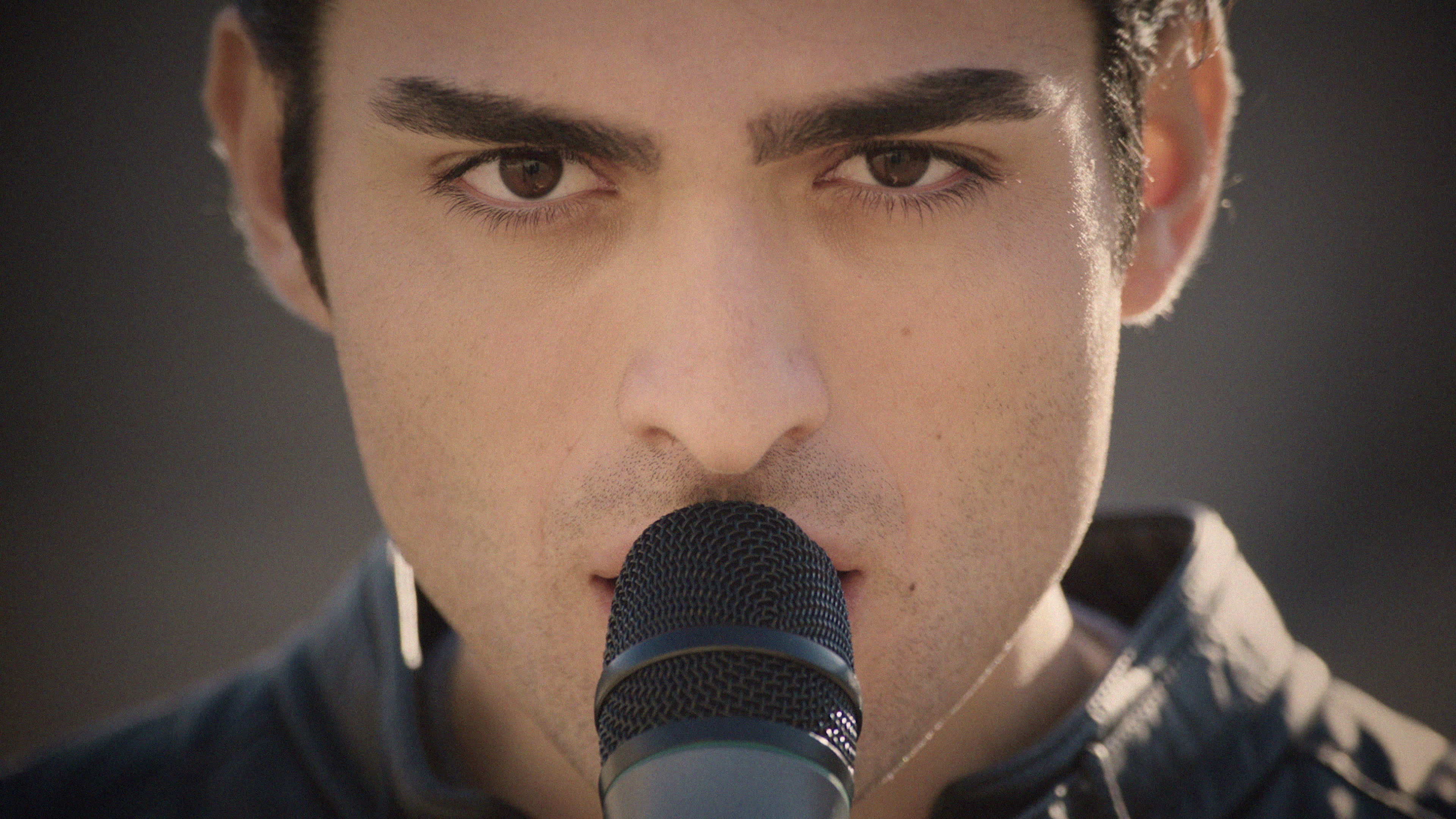 close-matteo bocelli