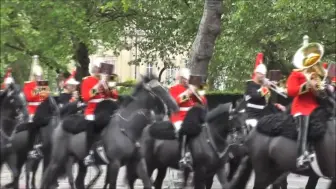 英国皇家骑兵团在皇家骑兵卫队阅兵场