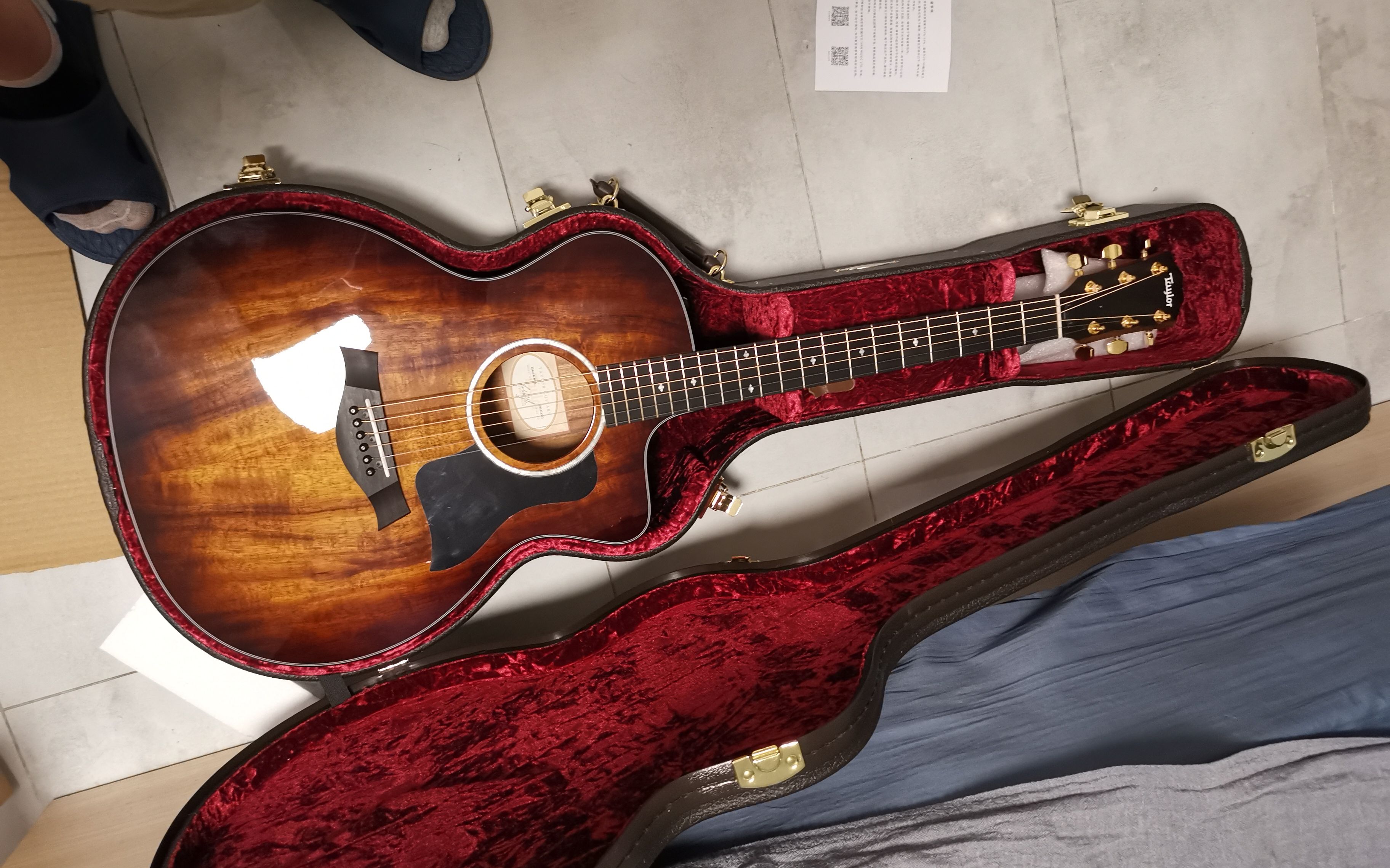 taylor 224ce-k dlx纯开箱_哔哩哔哩_bilibili