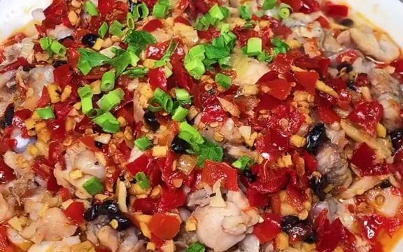 【美食x情感】剁椒蒸牛蛙