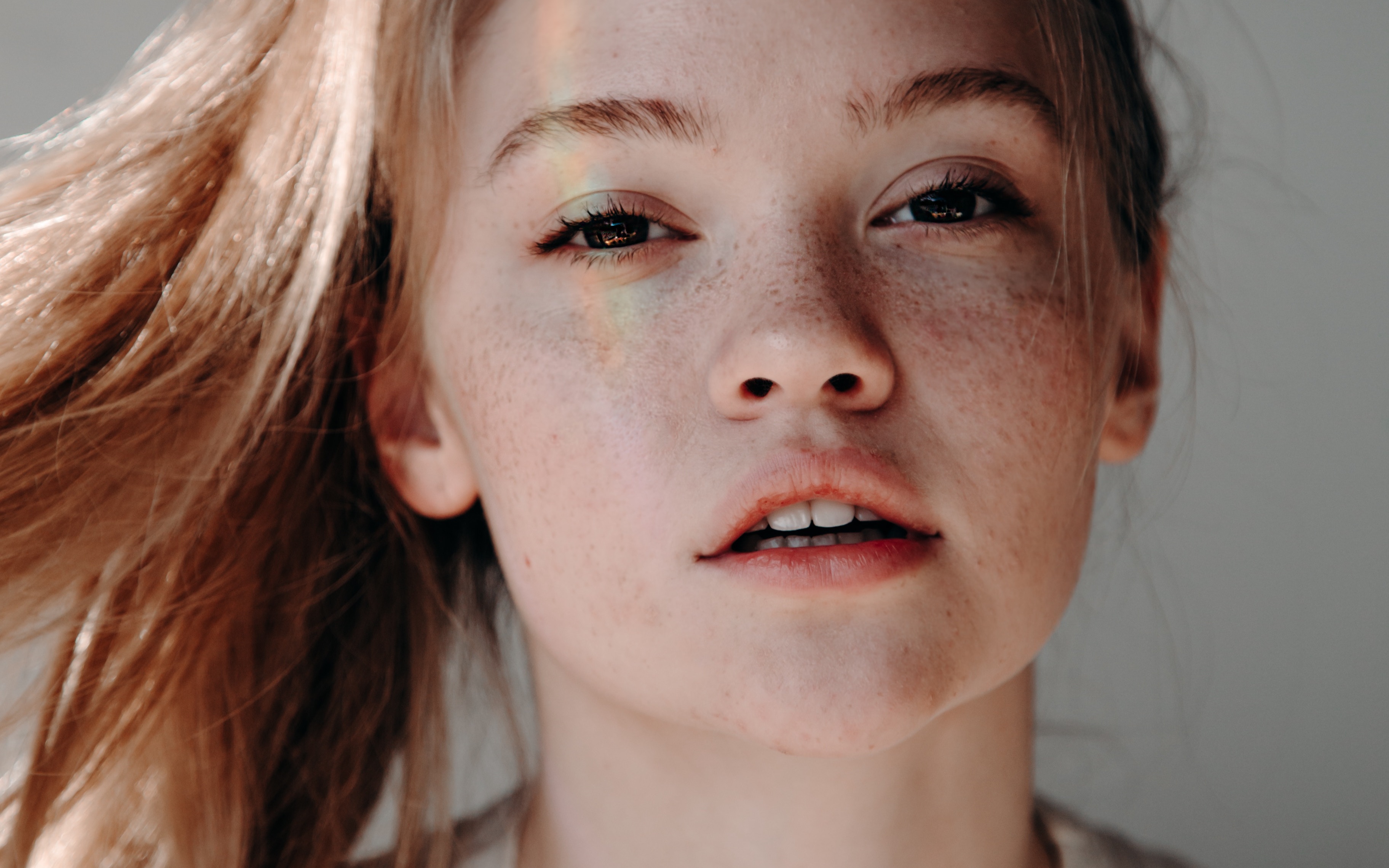 那些不得不说的瘦脸液化技巧,dr4新功能频率分离,液化矫正的教程_哔哩