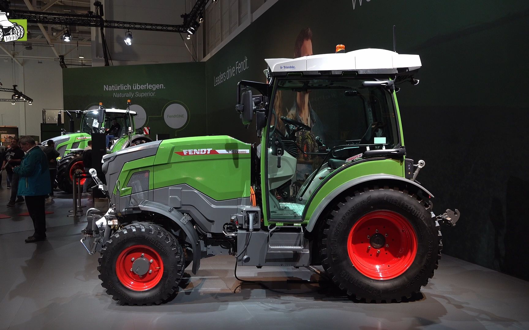 fendt携新型拖拉机亮相 2023 年汉诺威农机展