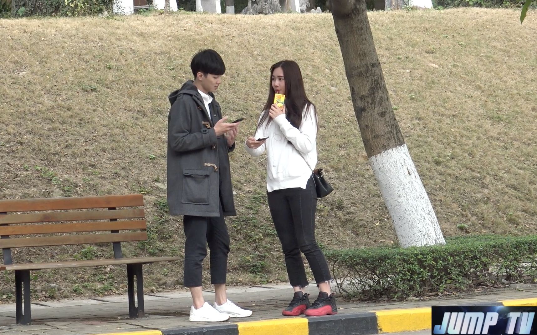 jump情歌套路搭讪美女大成功