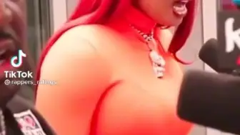 Download Video: Megan thee stallion 的freestyle 能有多绝!!!!!!!!!简直了