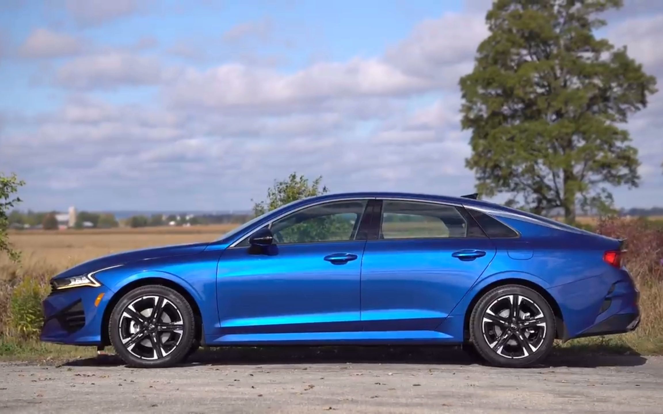 新车丨2021款起亚k5 gt-line-出色的性能车