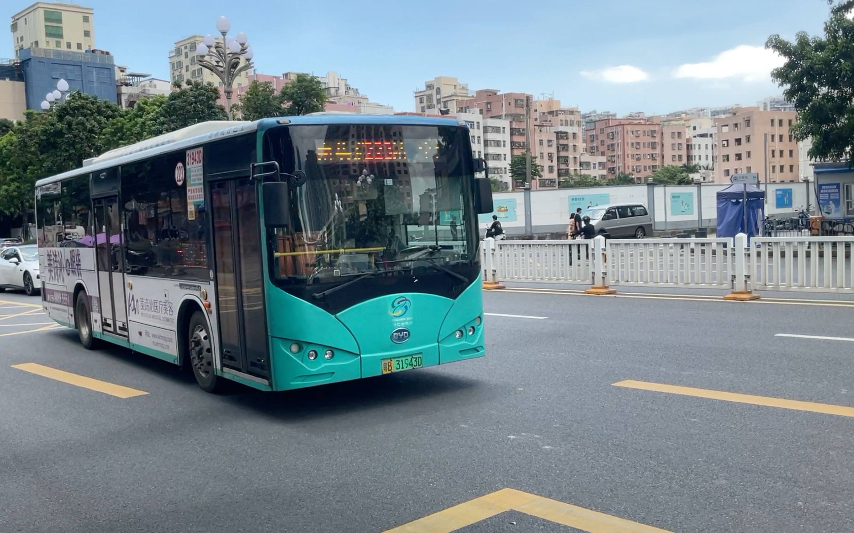 223路高速公交比亚迪k8