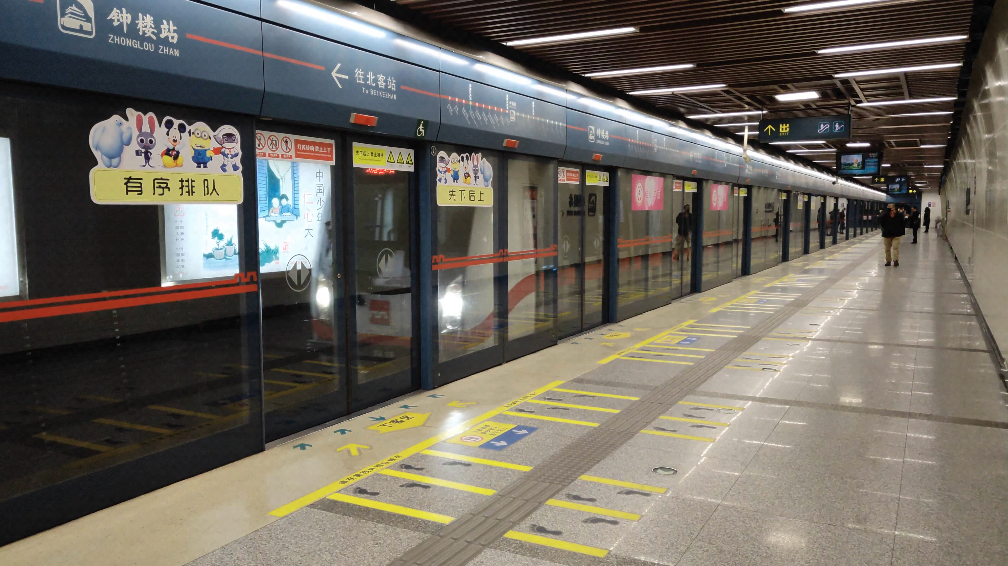 复工后的西安地铁二号线