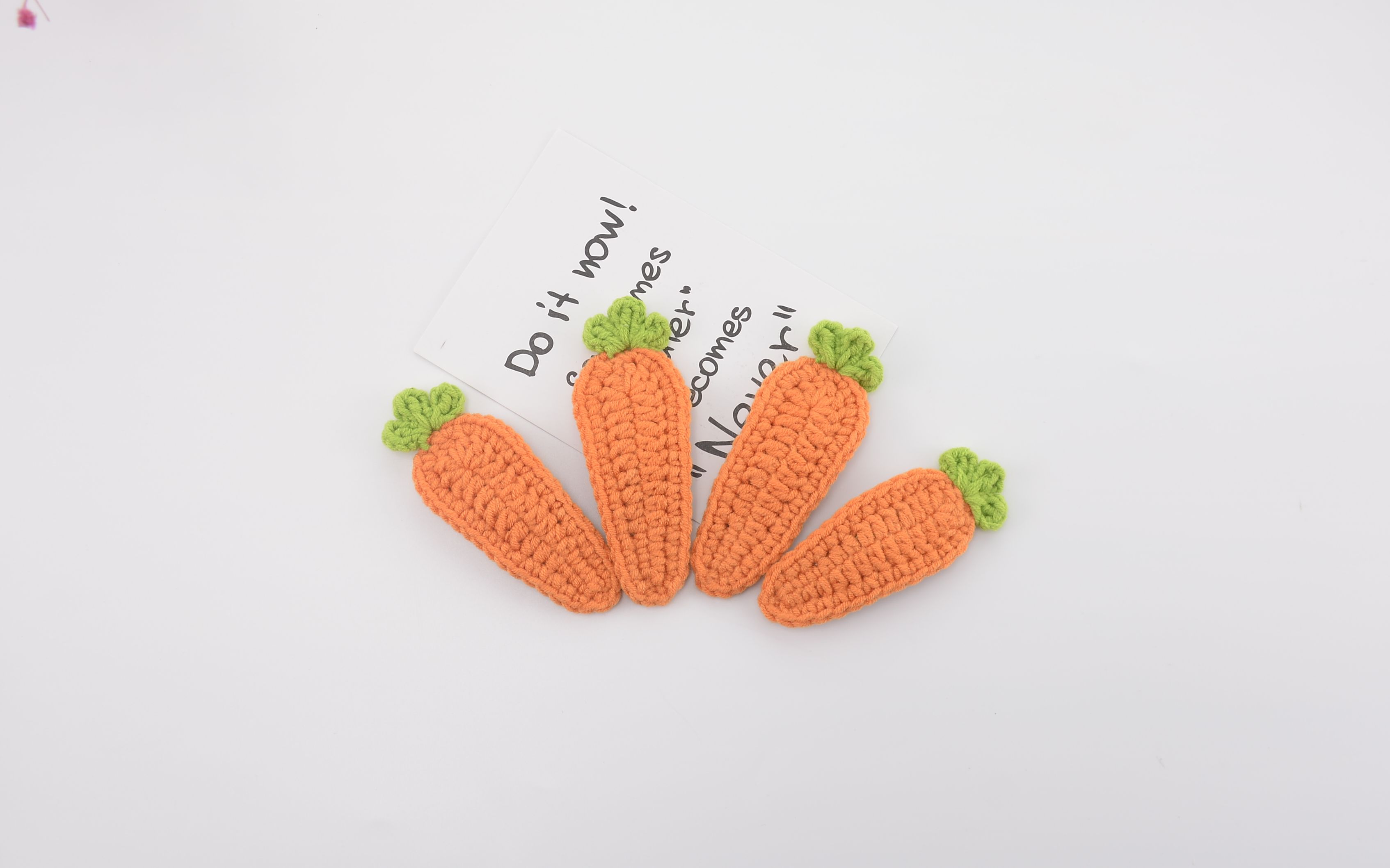 三月瑾旗舰店 胡萝卜可爱清新发卡钩针编织视频教程