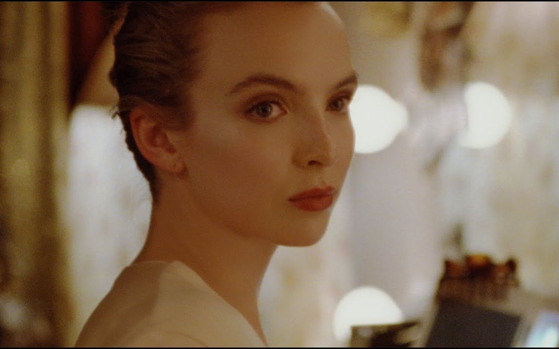 [图]朱迪科默 LOEWE 2020春夏宣传视频 - LOEWE presents Jodie Comer in ‘Either Way’