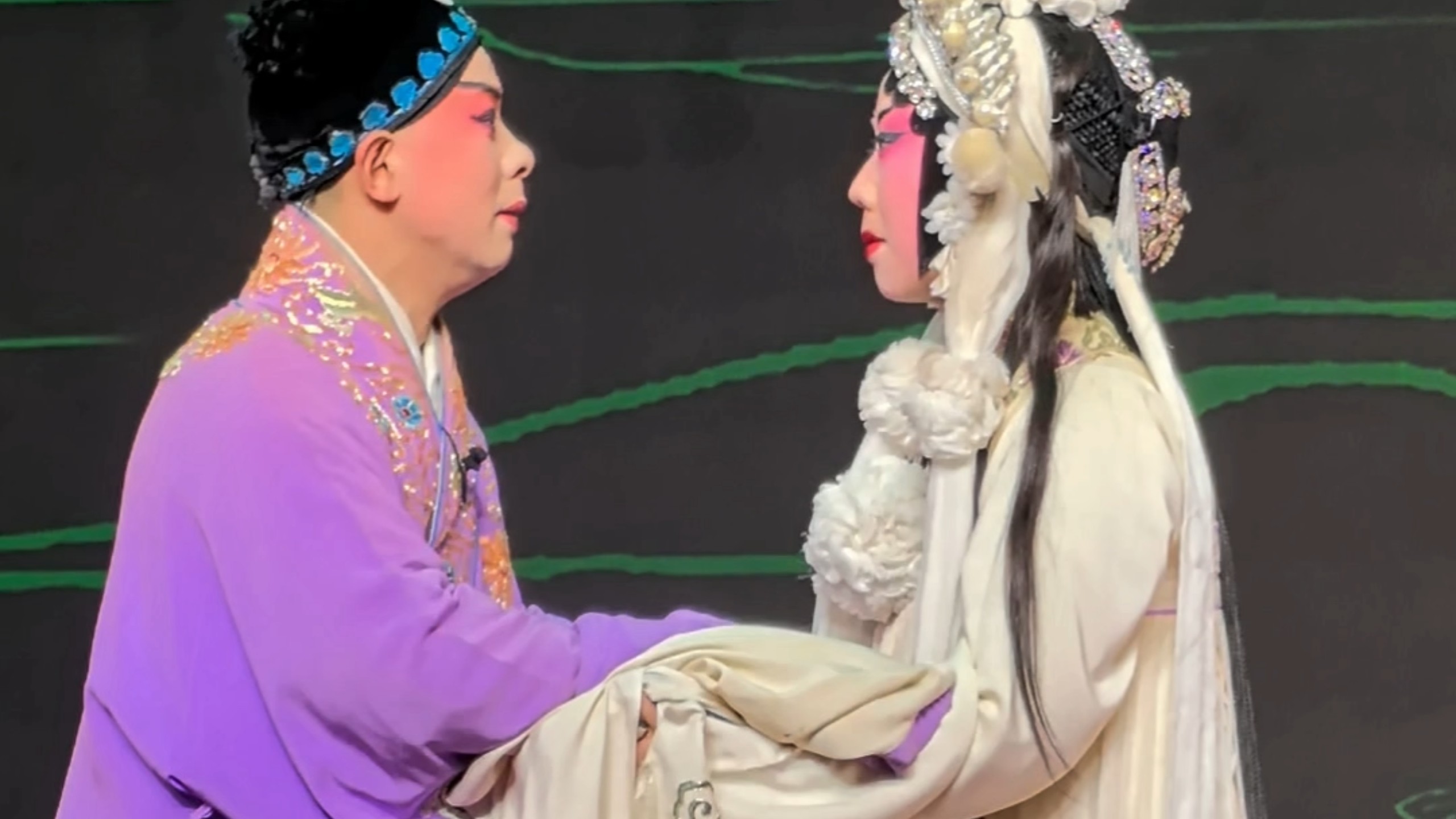 豫剧祥符调《白蛇传》梅喜雪饰白素贞 河南豫剧院青年团演出