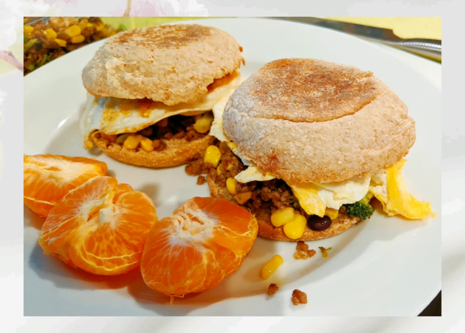 一分钟教你做简单又营养的早餐englishmuffin