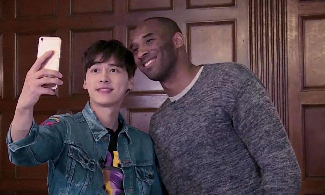 科比去世一周年,李易峰发文悼念:你始终在我心里,不曾真的离去_哔哩