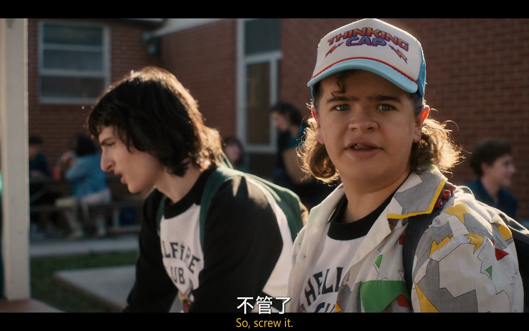 [图]流畅的视角转换—Stranger.Things.S04E01.