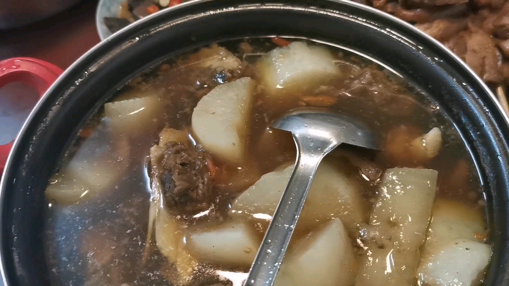 活动作品妈妈做的萝卜炖牛排