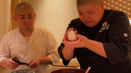 日本世界级饭团工匠! 饭团太郎! 作为一名饭团工匠,他将为您提供他合作的餐厅中最好的饭团! 非常开心!哔哩哔哩bilibili