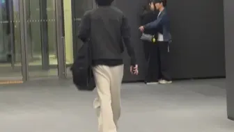 看完个人预告还能看到李河民上班？！