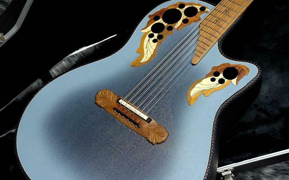 【谈琴说爱】因beyond而爱上的吉他品牌(2):ovation美丽的葡萄孔