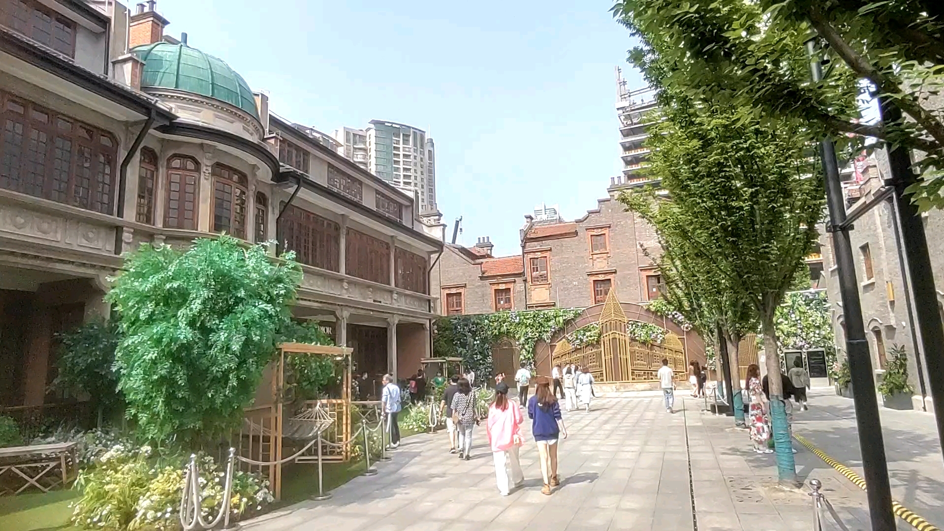 今日漫步之南京西路茂名北路张园