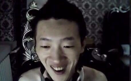 阿倪蛋糕店直播 海贼王加伏地魔4杀即可吃鸡