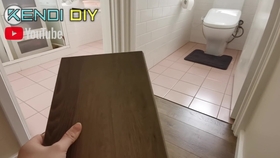 Diy Spc石塑地板安装教程 浴室也可以用的100 防水的地板 旧瓷砖 水泥地上皆可直接铺地板 无踢脚线如何收边 无尘切割与技巧讲解 哔哩哔哩