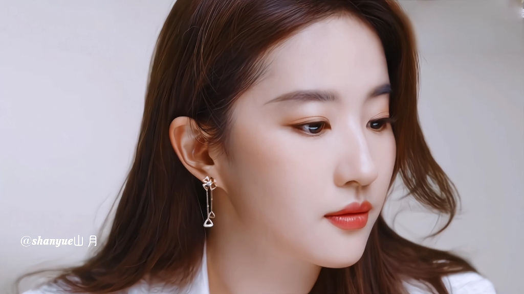 刘亦菲资生堂颜值纯享版