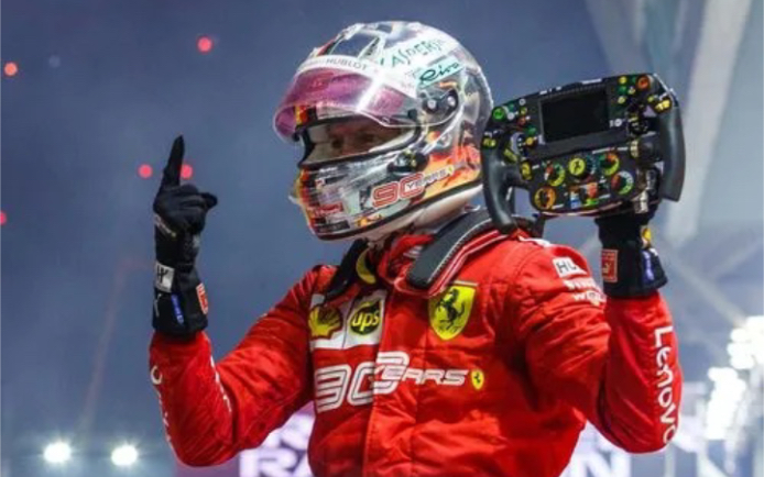 瓦特尔官宣退役加粗略翻译