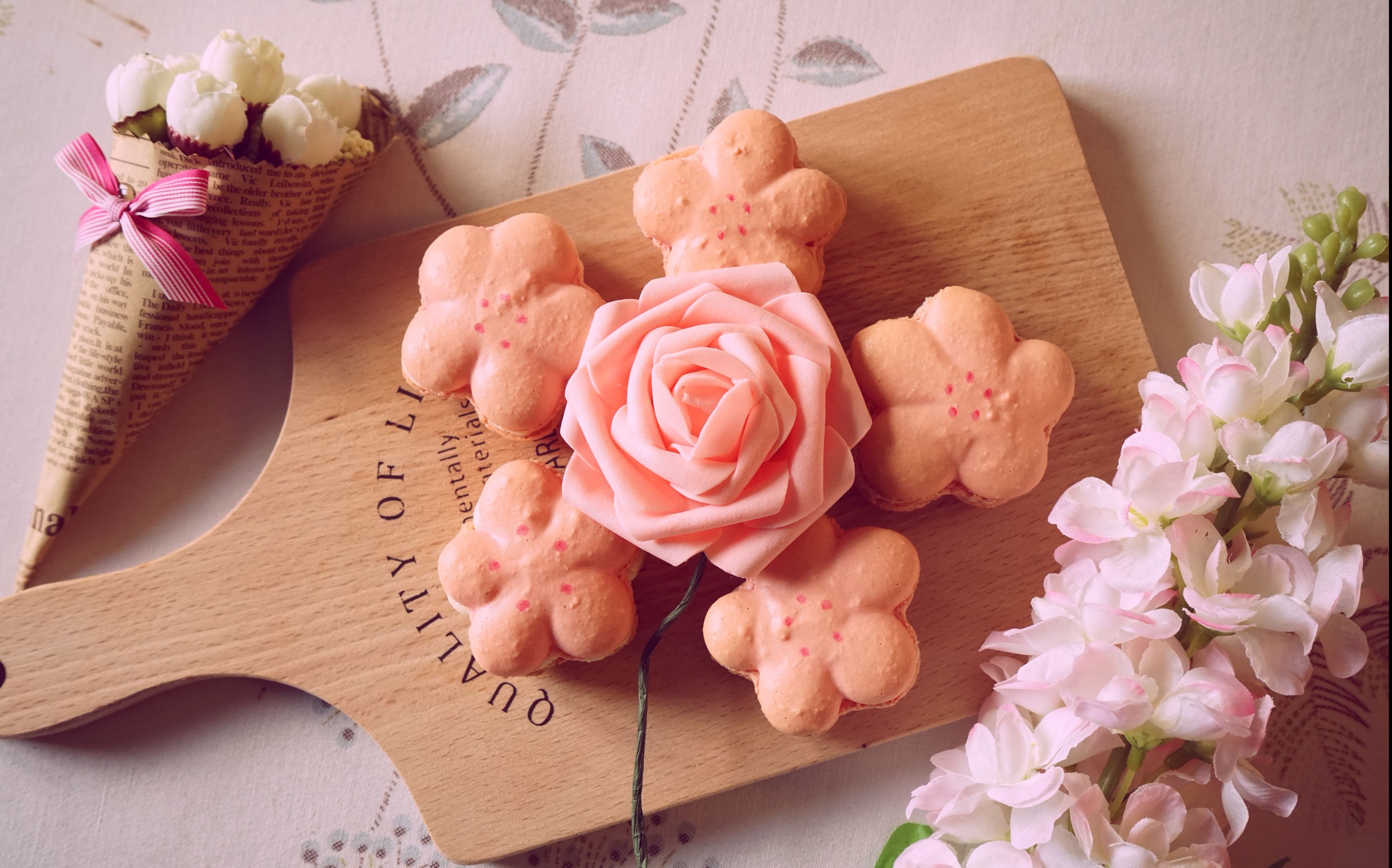 sweetoverflow在没有樱花的日子里还有樱花马卡龙陪你