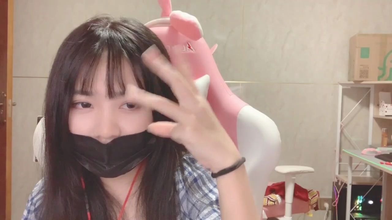 一条小团团直播时竟是这样子大家看完直称太好笑了