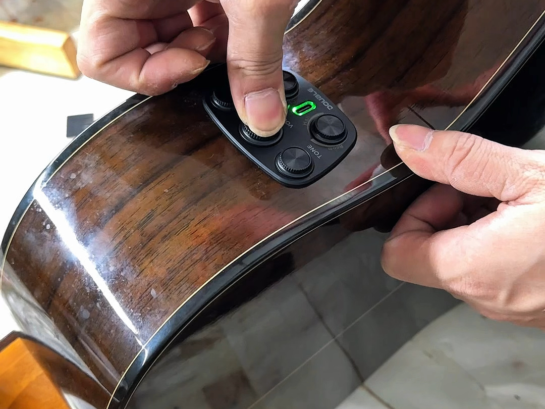 给粉丝的十来年老琴装高端加振拾音器