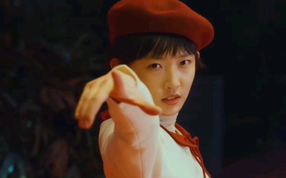 大力娇唱歌虽然不好听,但是她有马田啊