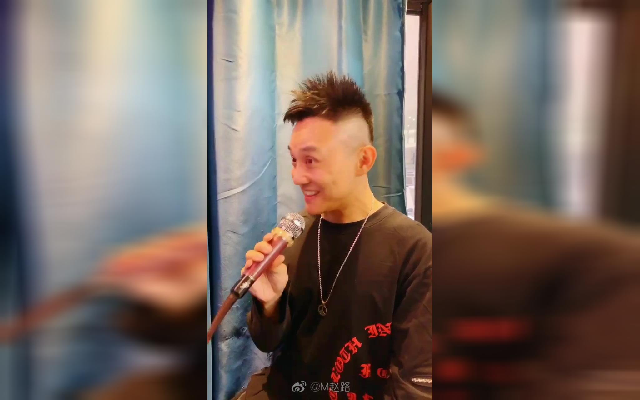 赵路微博故事毛毛老师一本正经地搞笑