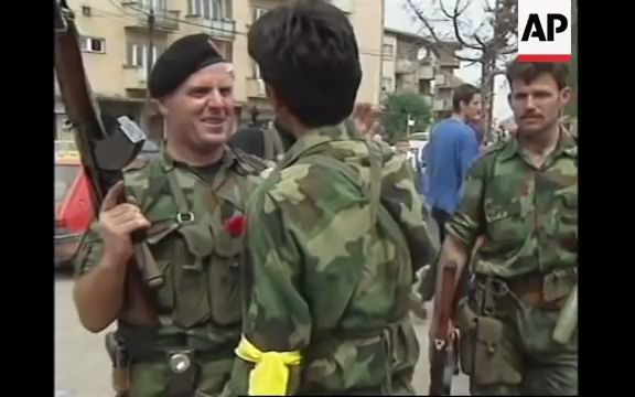 南斯拉夫 - 科索沃 - 科索沃解放军接管普里兹伦