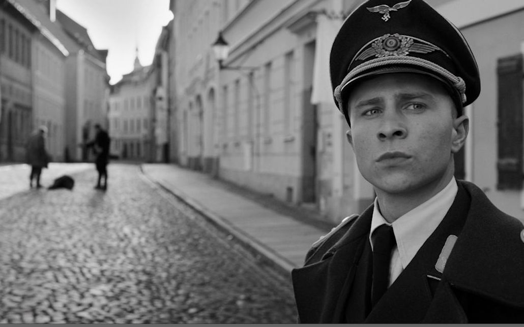 电影构图|第七十七期|冒牌上尉|黑白|人性|_哔哩哔哩_bilibili