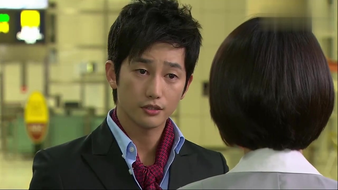 家门的荣光国语版家人接到曾祖父晕倒消息丹雅买不到飞机票_哔哩哔哩