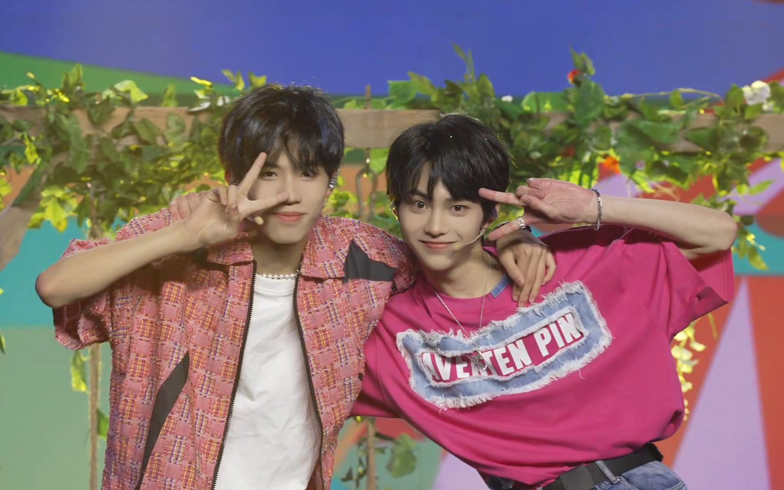 【忆光年少年】"完美夏天"公演舞台《圈住你》- 许栋铭&曾宇天