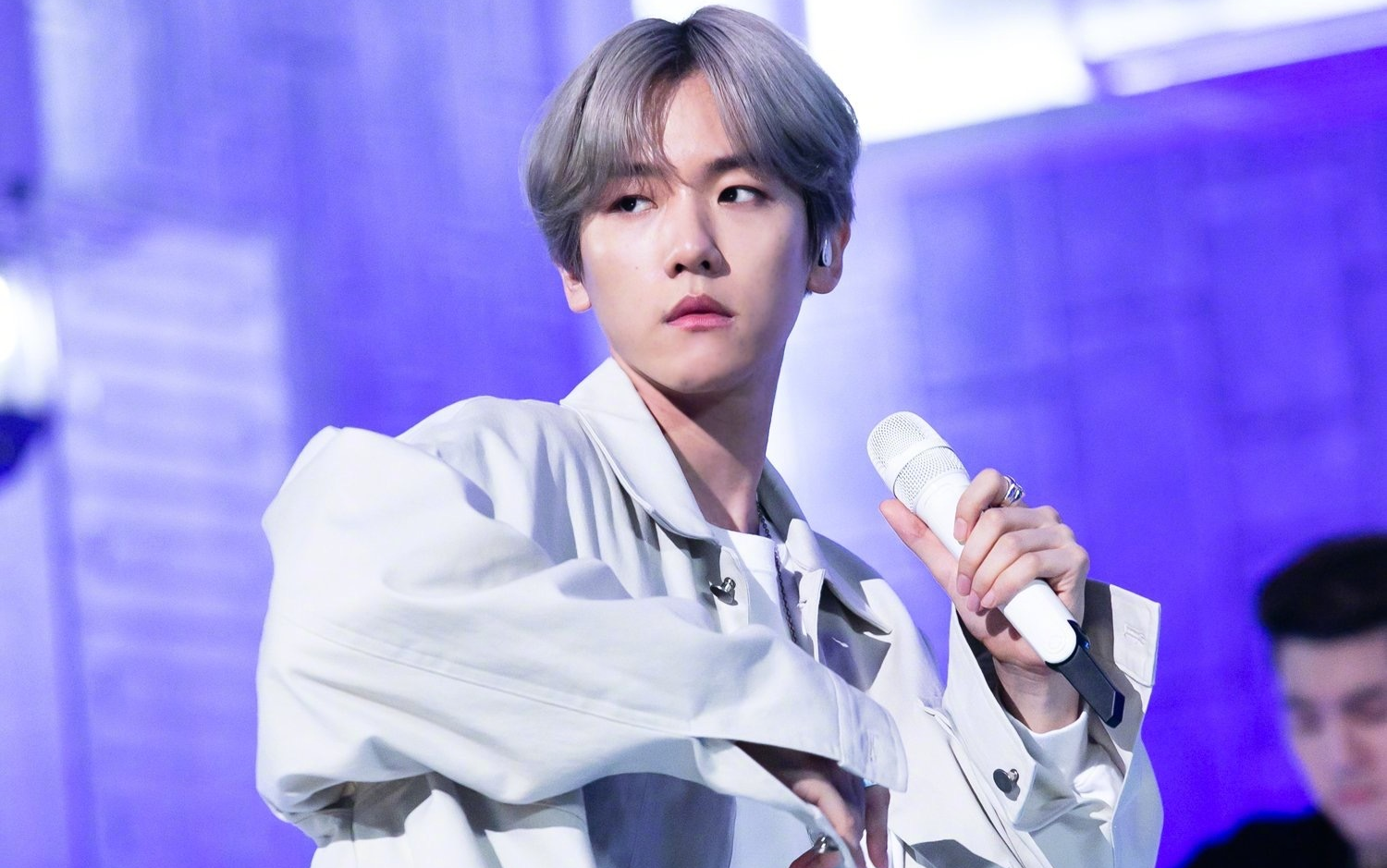 【边伯贤】迷你一辑《city lights》收录汇总