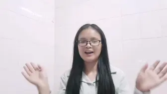 朋友打电话跟我聊她工作的事情，聊着聊着居然哭了