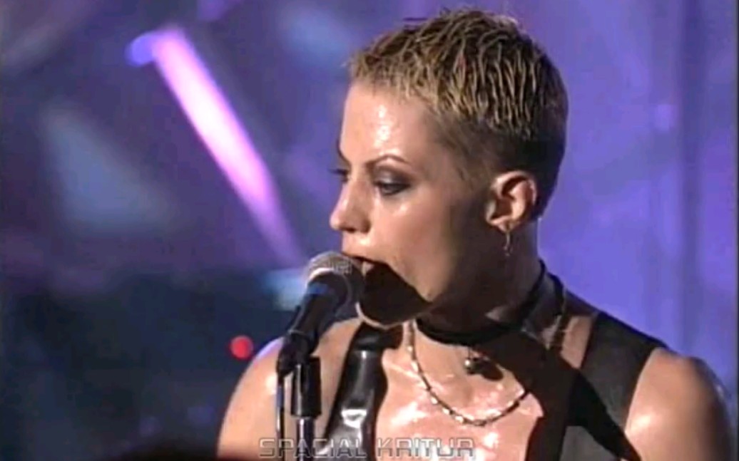 【joan jett】i hate myself for loving you (live in telluride