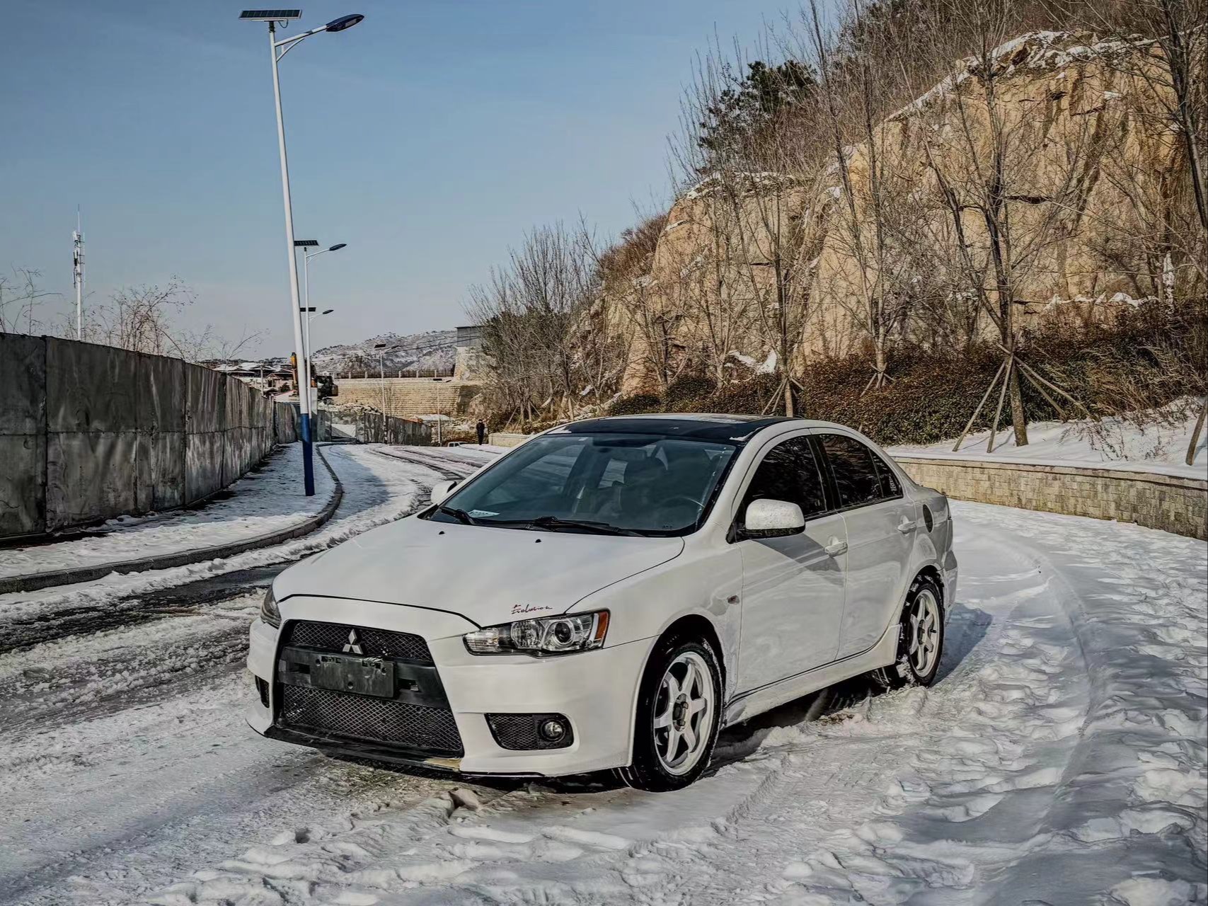 年轻人的第一台好玩车,两万多的三菱翼神圆你"jdm"梦