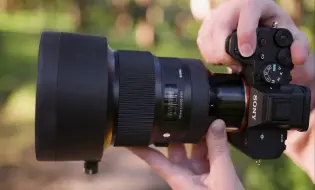 Tải video: 我用过的最梦幻的镜头 - Sigma 105mm f1.4 + Sony A7IV