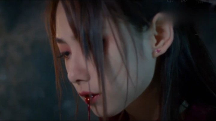 美女反派中剑惨死