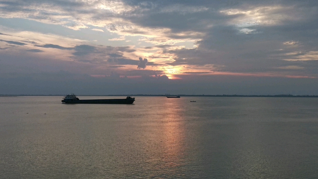 洞庭湖夕阳的美好