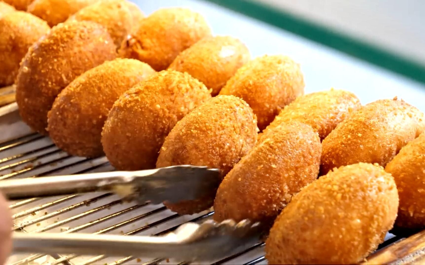 韩国路边美食 韩式手工炸丸子 土豆炸丸子 奶酪炸丸子