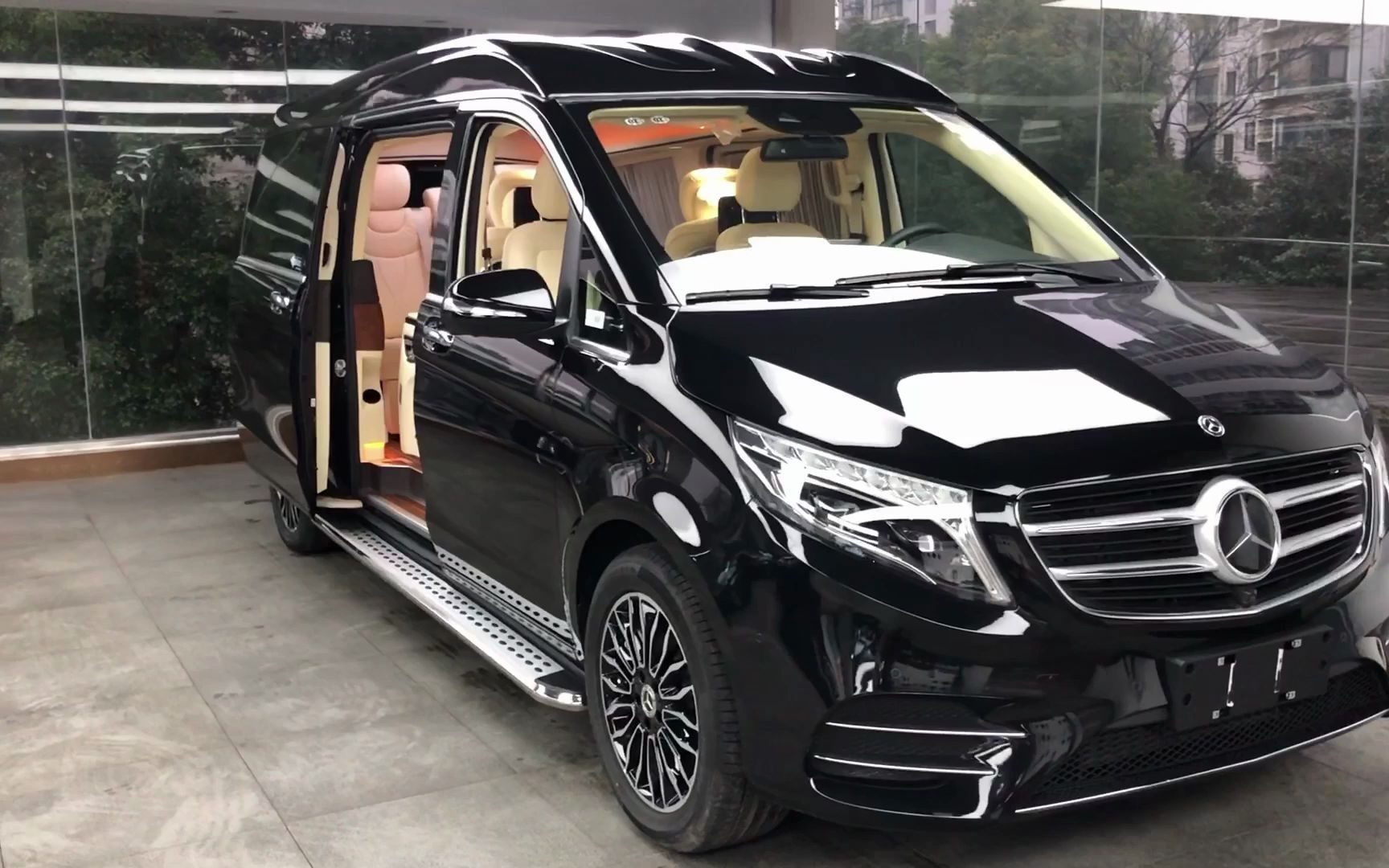 福建奔驰v260l商务车_豪华高顶7座航空座椅房车