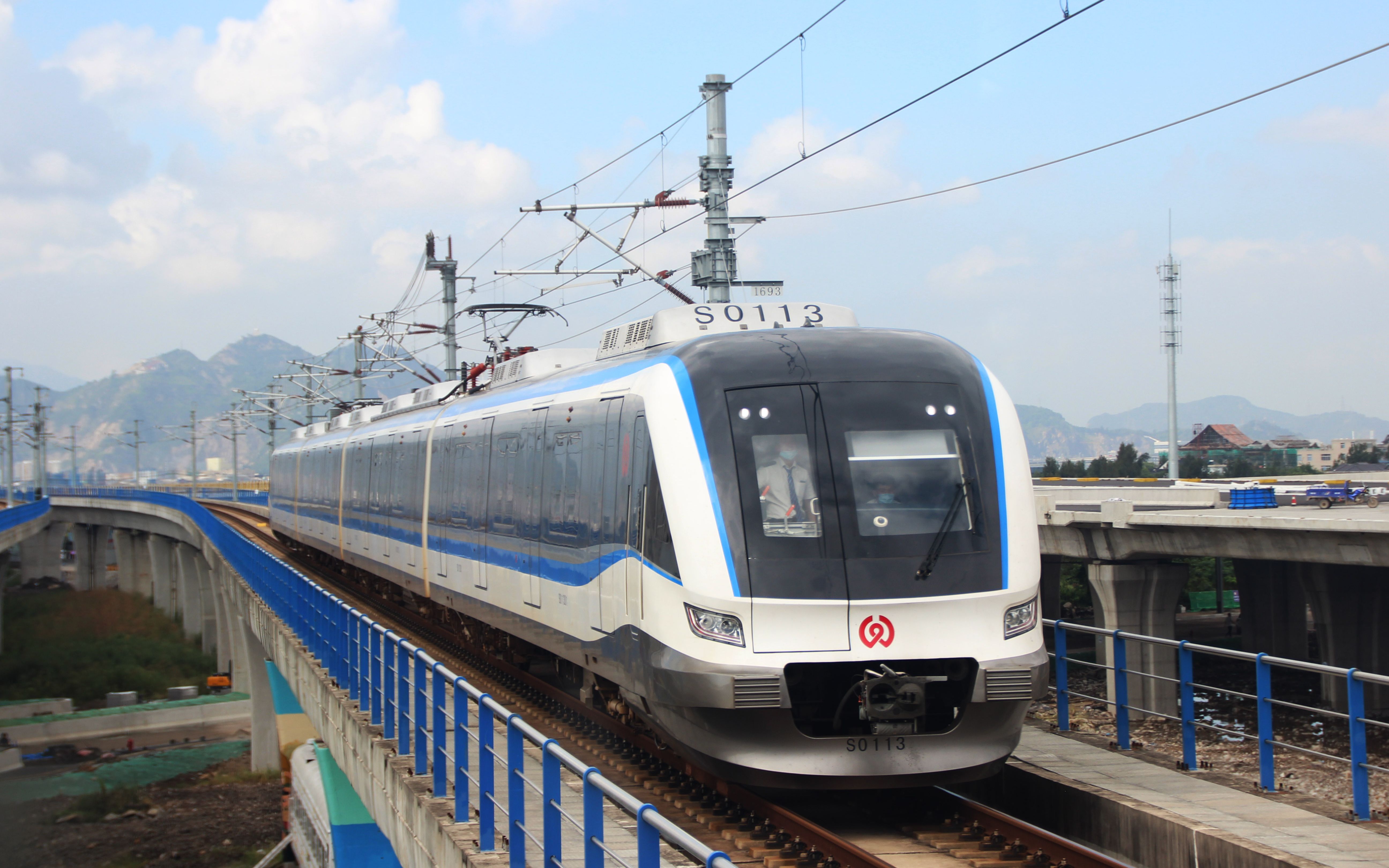 【百晓讲新闻】19/01/23 温州轨道交通s1线开通