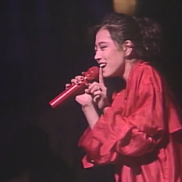 赤のエナメル- 中森明菜('87 A HUNDRED days)_哔哩哔哩_bilibili