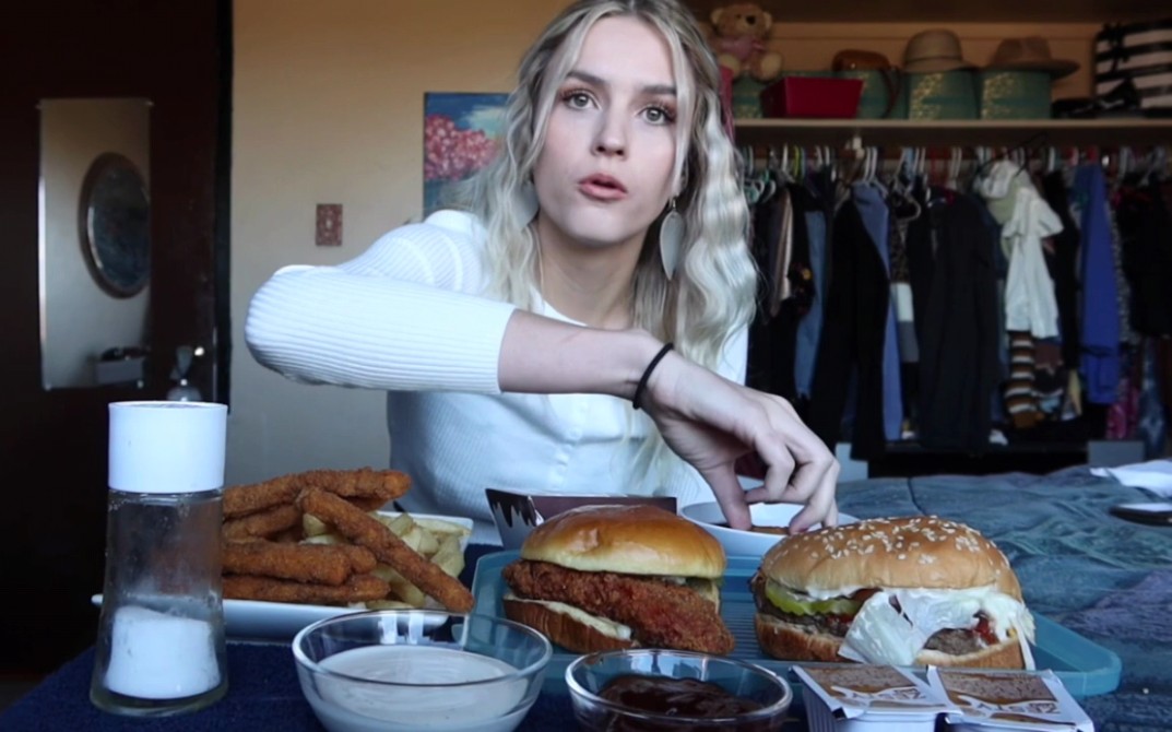 汉堡王 Burger King Mukbang! Whopper, Chicken fries, onion rings!! Phoebe Kofford哔哩哔哩bilibili