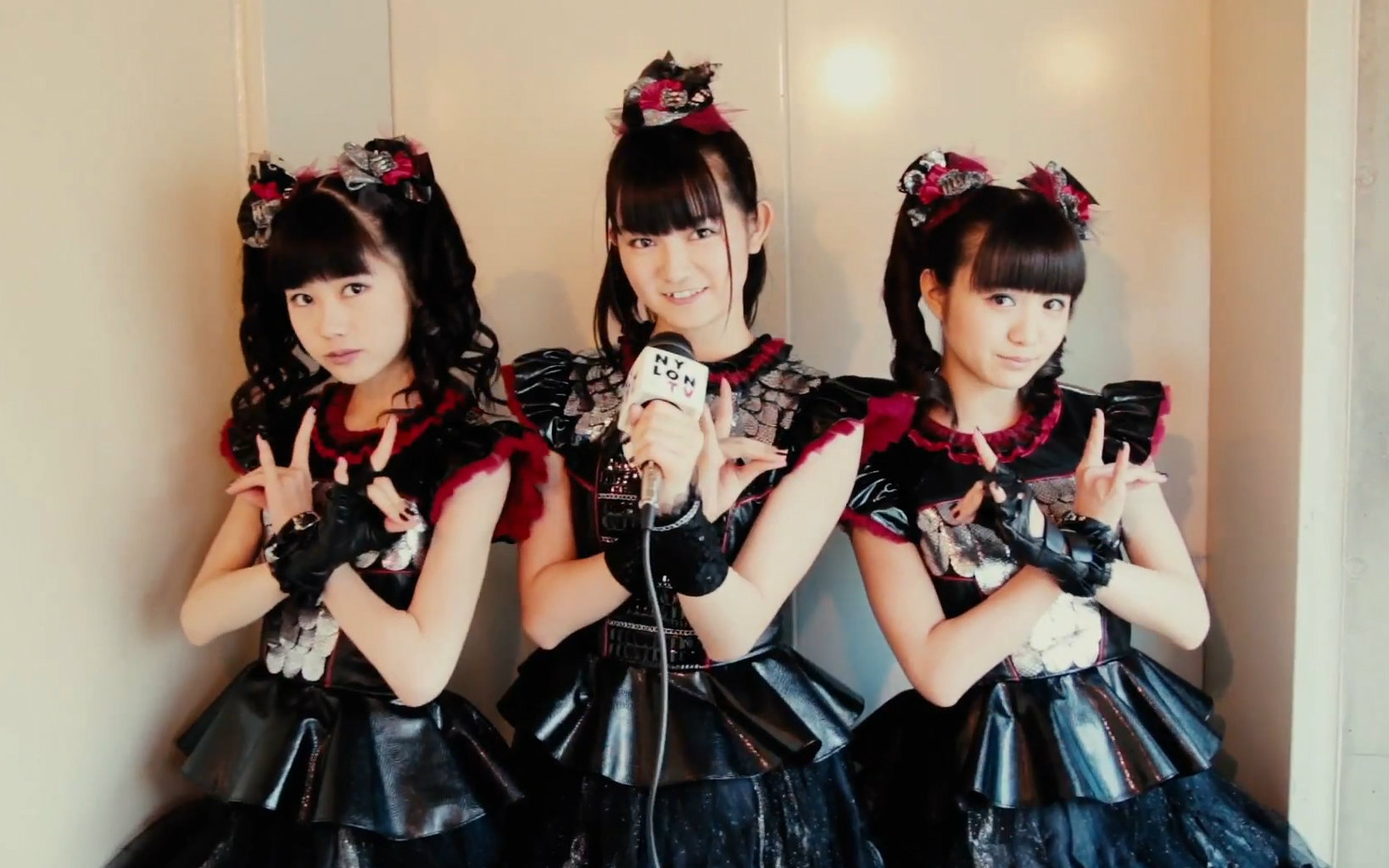 【BABYMETAL】务必期待NYLON JAPAN杂志!(THE ONE字幕组)哔哩哔哩bilibili