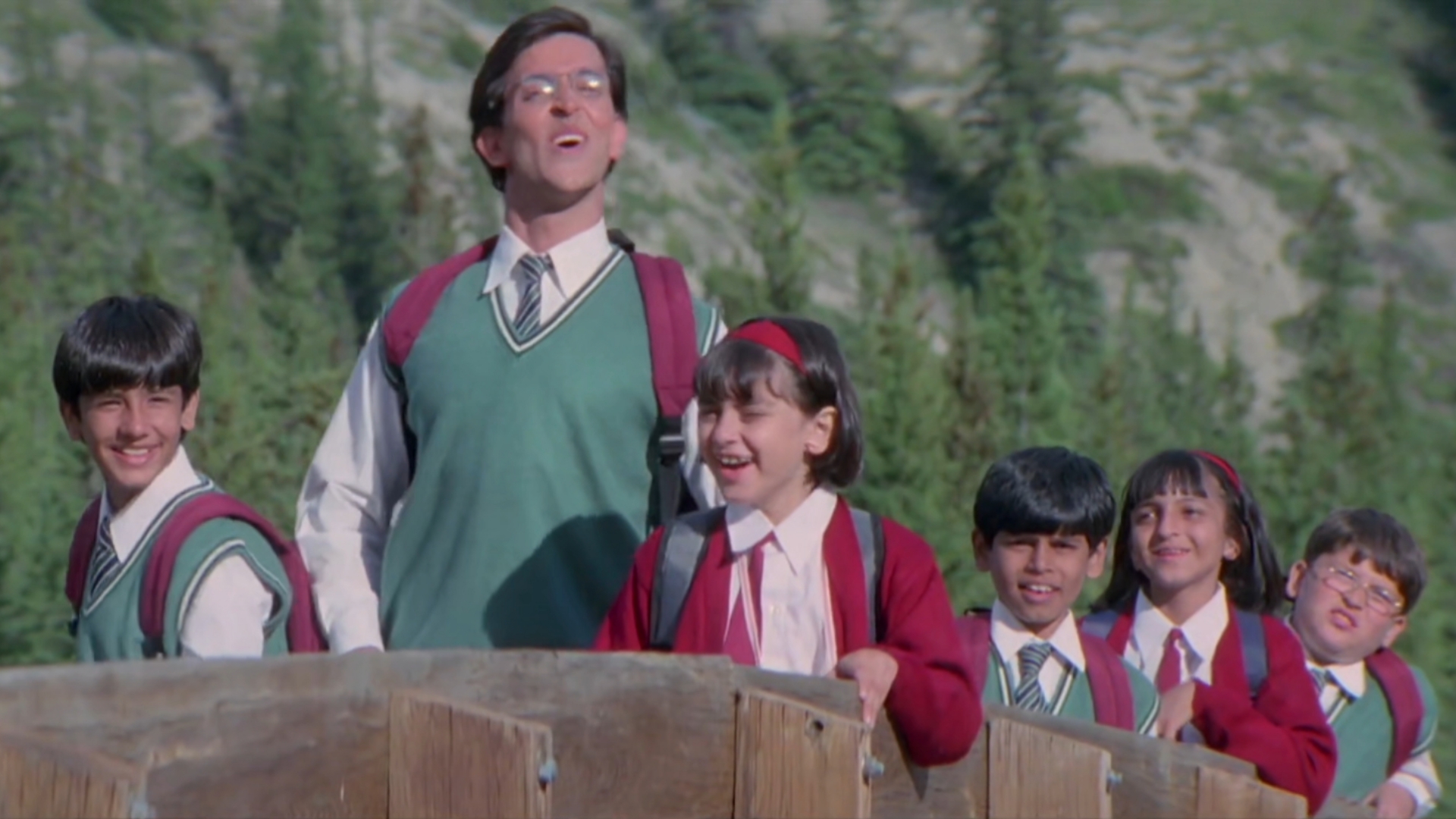 印度电影《印度超人前传》歌舞片段(一)